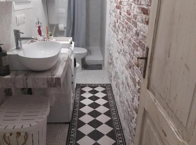 Casina Centotrecento-universita E Centro Storico- 아파트